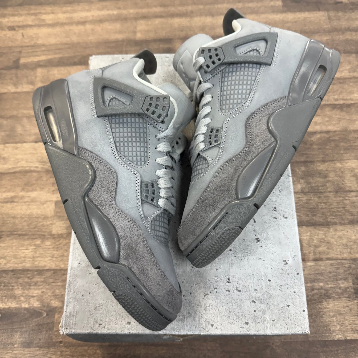 Wet Cement Paris Jordan 4 (USED, Replacement Insoles)