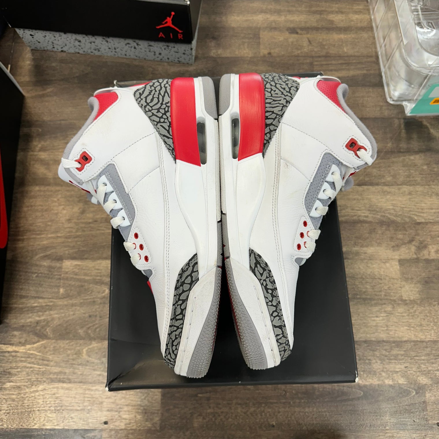 Fire Red Jordan 3 Retro (2022) (USED)