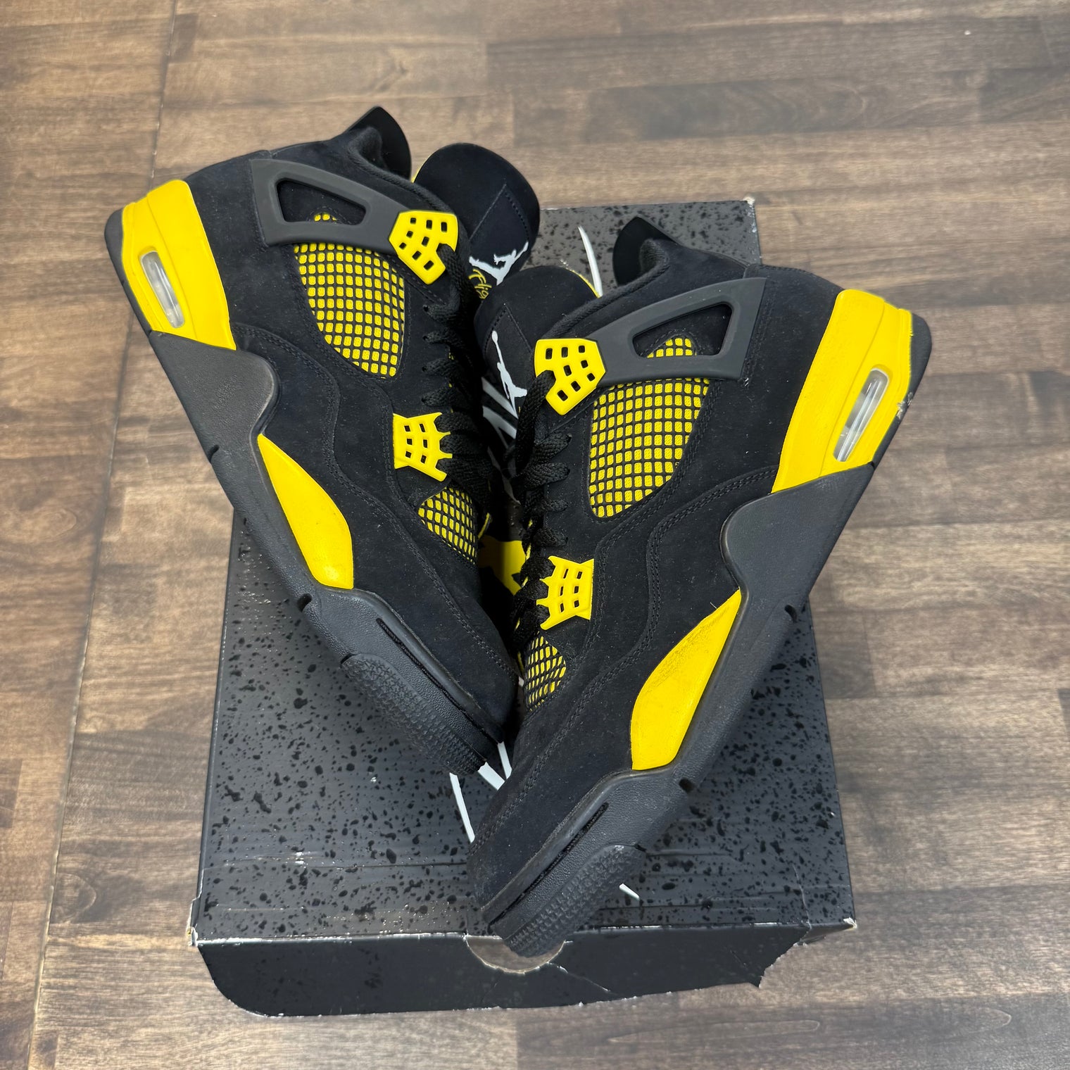 Yellow Thunder Jordan 4 Retro (USED)