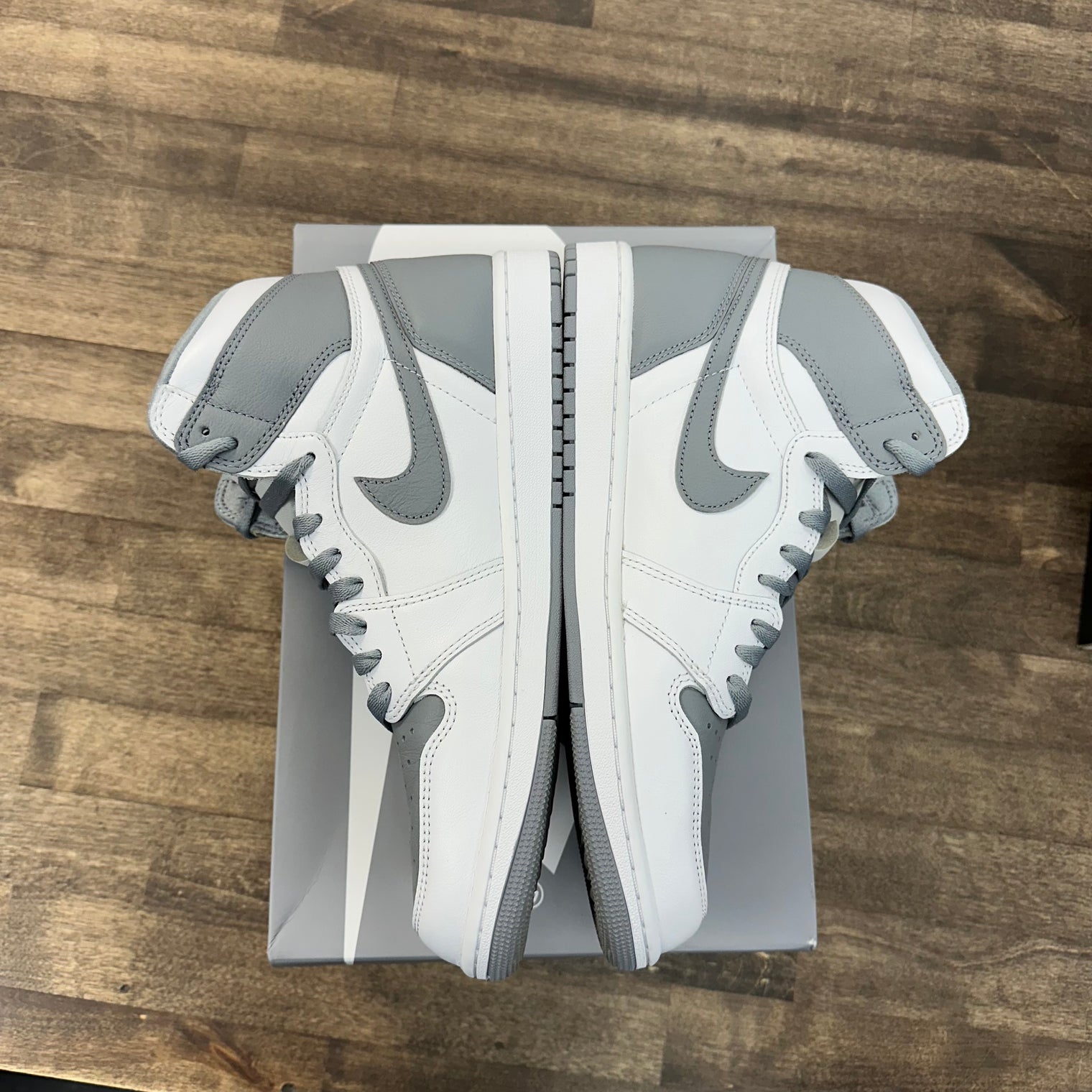 Jordan 1 Retro High OG Stealth (US 11) (USED)