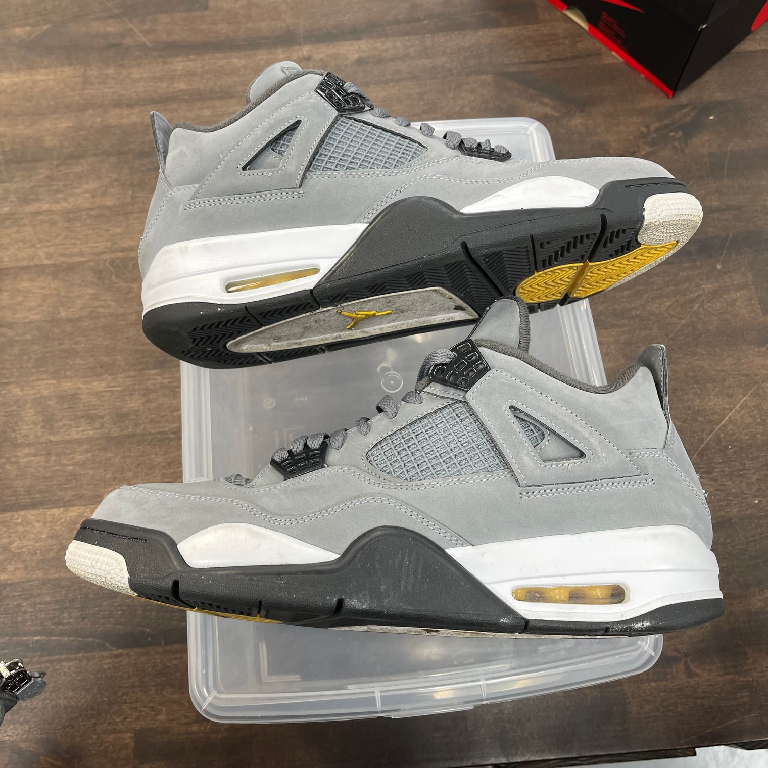 Cool Grey Jordan 4 (USED, No Box)