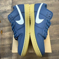 Navy SB Dunk Low (USED)