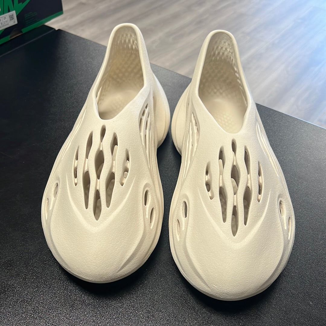 Sand Foam RNNR (USED, no box)