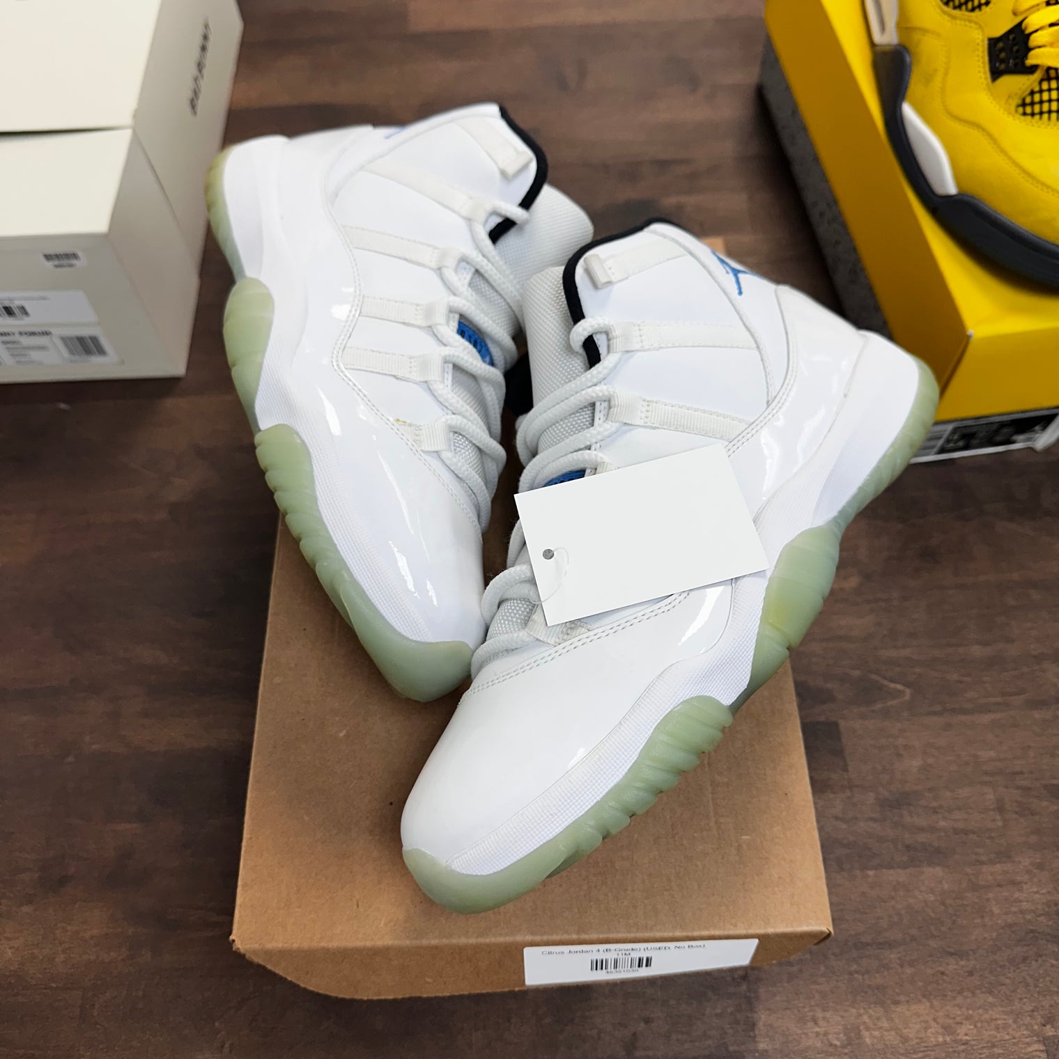 Legend Blue Jordan 11 (2014) (USED,No Box)