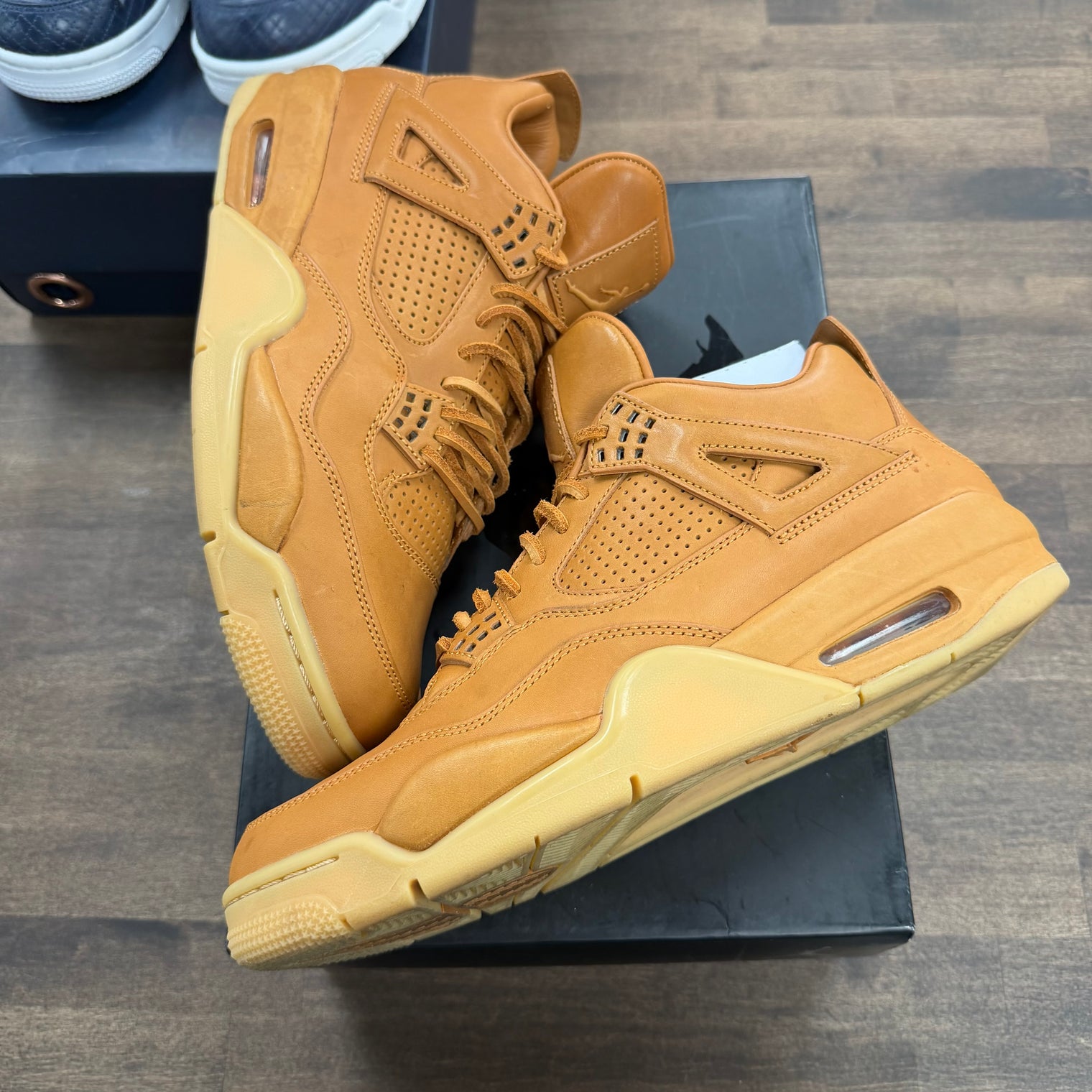 Ginger Wheat Jordan 4 Retro (Lightly Worn)