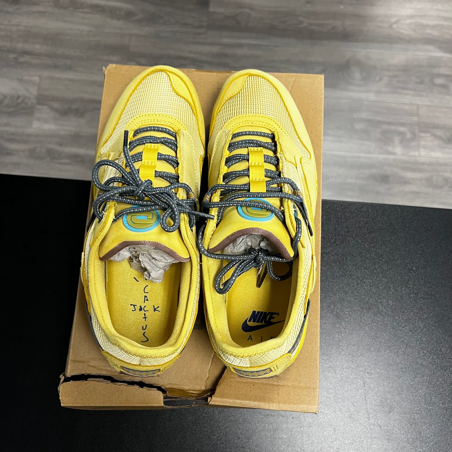 Travis Scott Cactus Jack Saturn Gold Air Max 1 (USED)