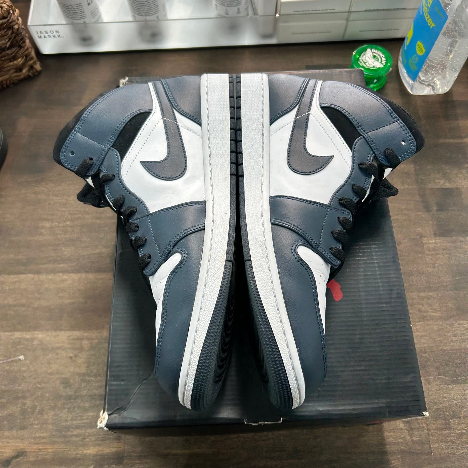 Armory Navy Jordan 1 Mid (USED, Replacement Box)