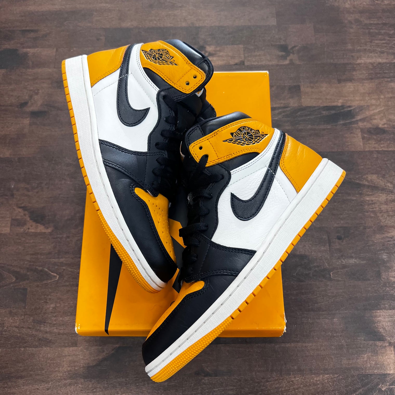 Yellow Toe Jordan 1 High (USED)