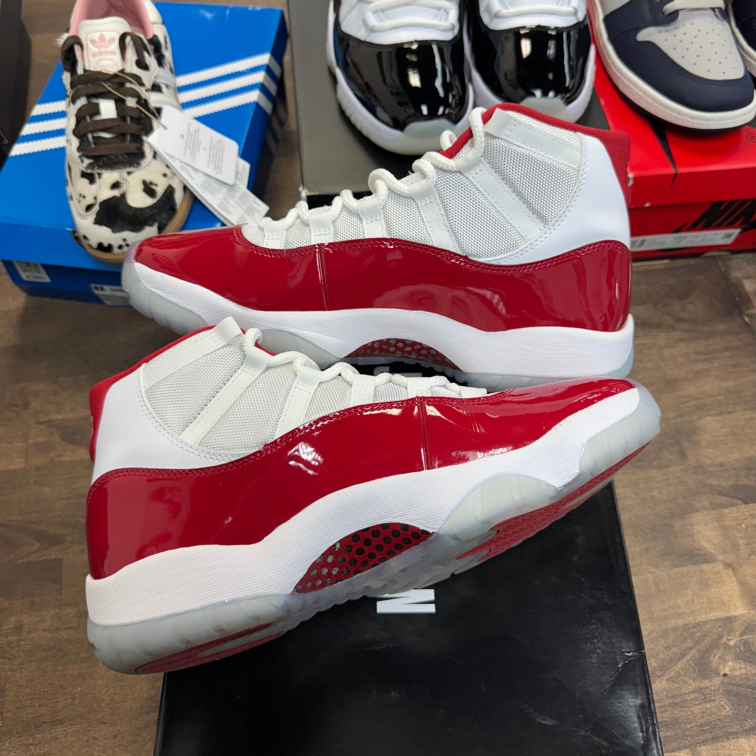 Cherry Jordan 11 Retro (USED)