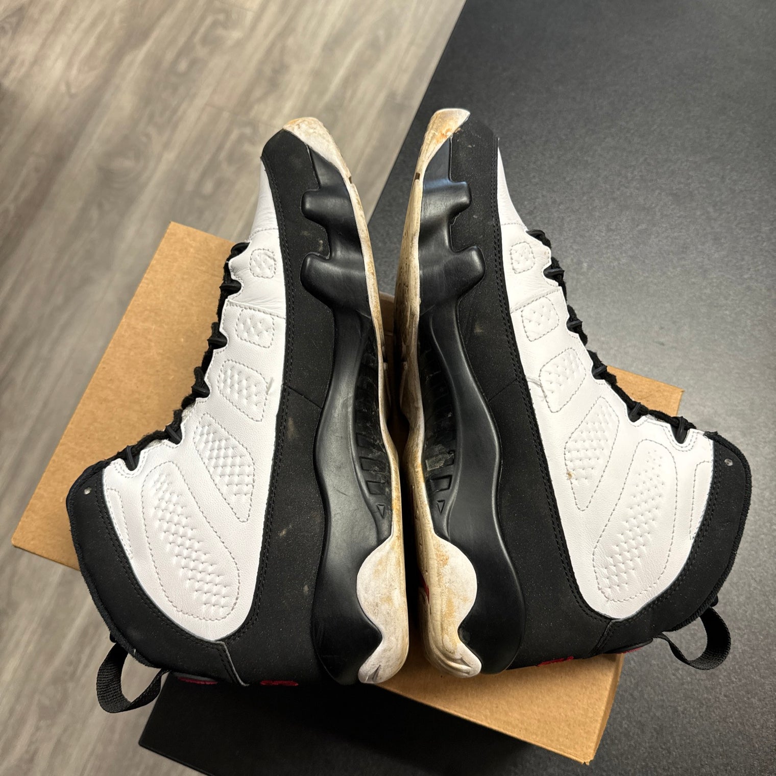 Space Jam OG Jordan 9 (USED, No Box)