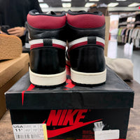 Black Gym Red Jordan 1 Retro High (USED)