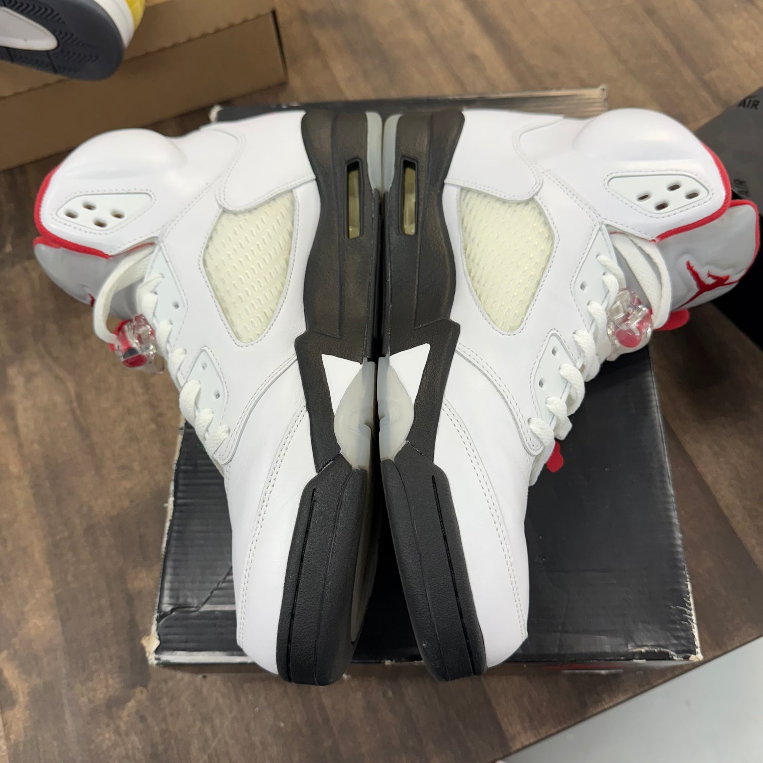 Fire Red Jordan 5 (2020) (USED)