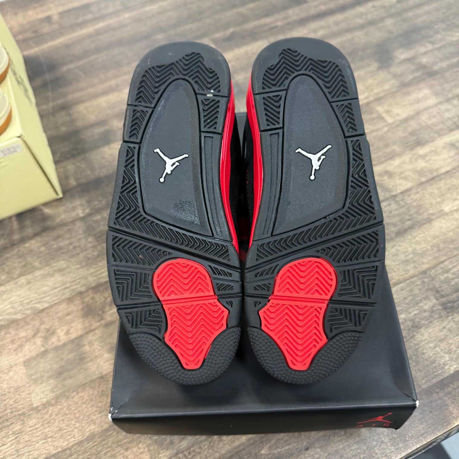 (GS) Red Thunder Jordan 4 (Lightly Worn)