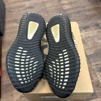 Oreo Yeezy 350 (USED)