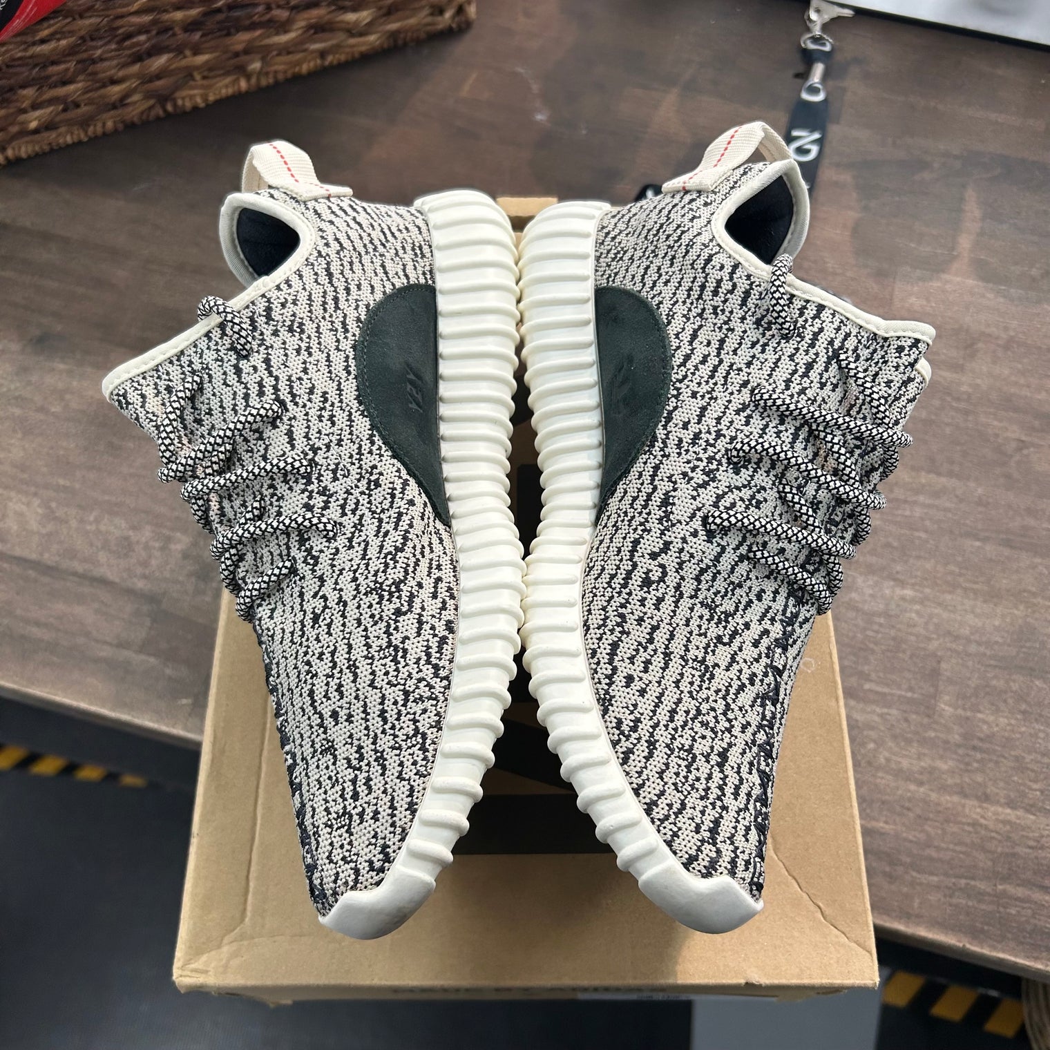 Turtledove Yeezy 350 (2022) (USED)