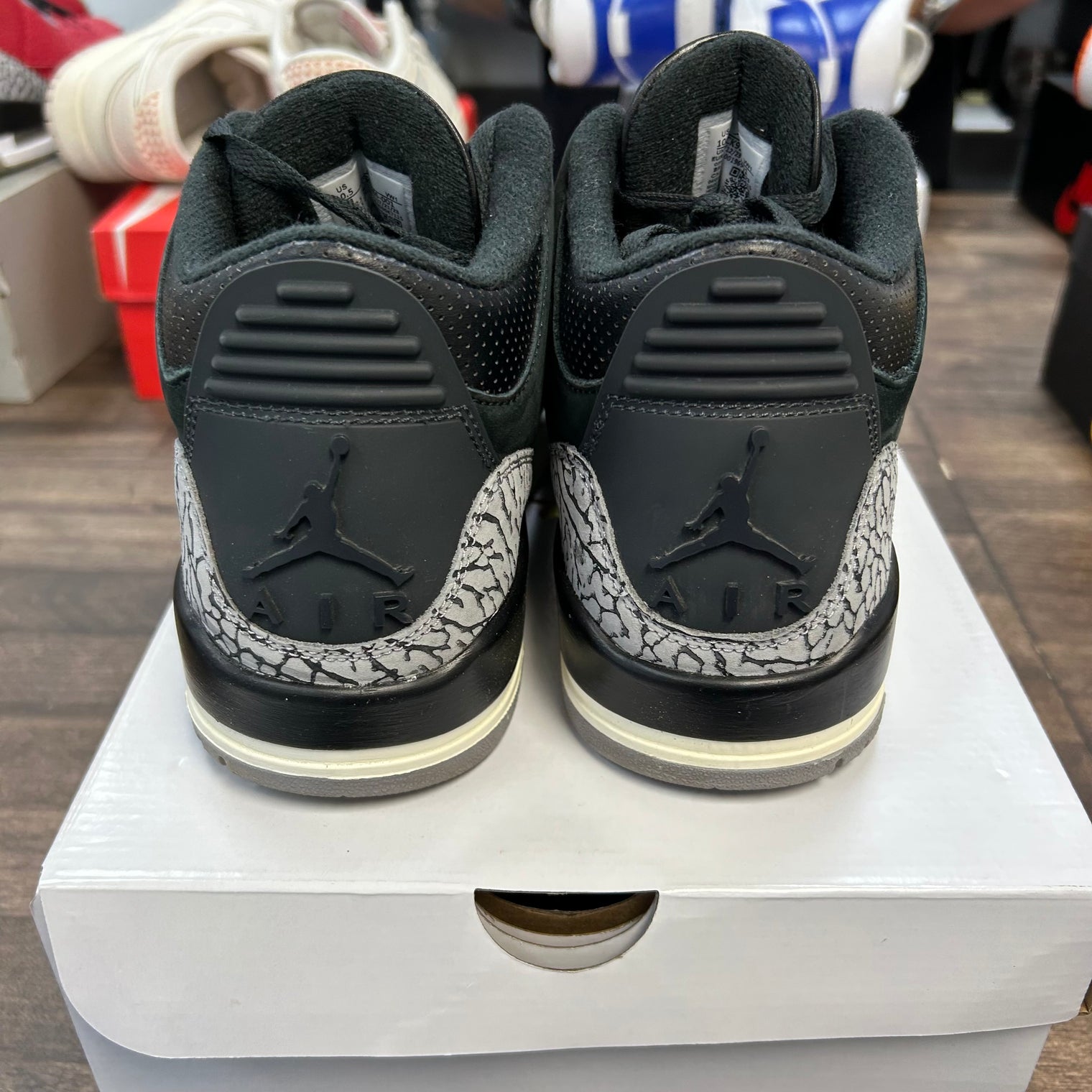 Off Noir Jordan 3 Retro (W) (USED)