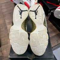 Statue Jordan 9 (USED)