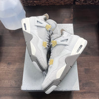 Craft Photon Dust Jordan 4 (USED)