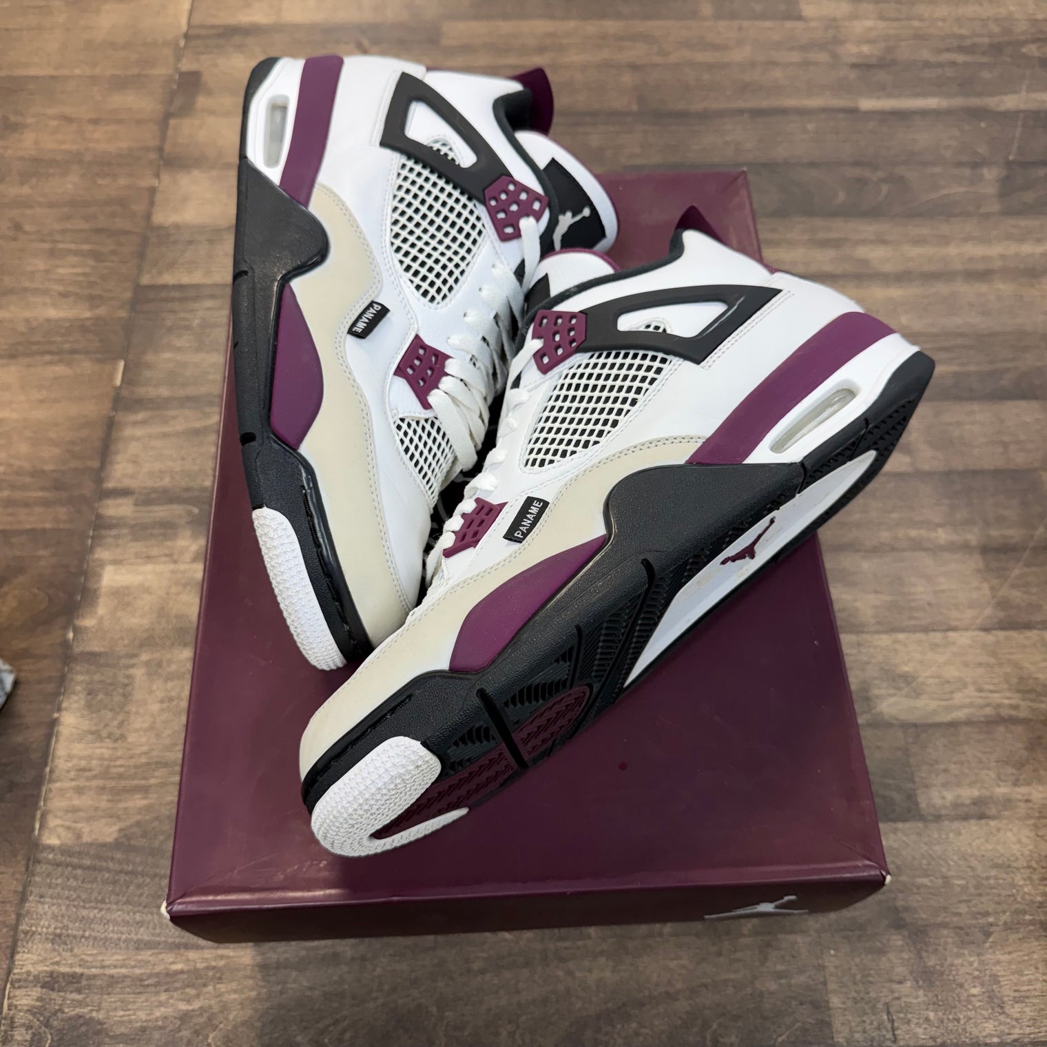 PSG Paris Saint-Germain Jordan 4 (USED)