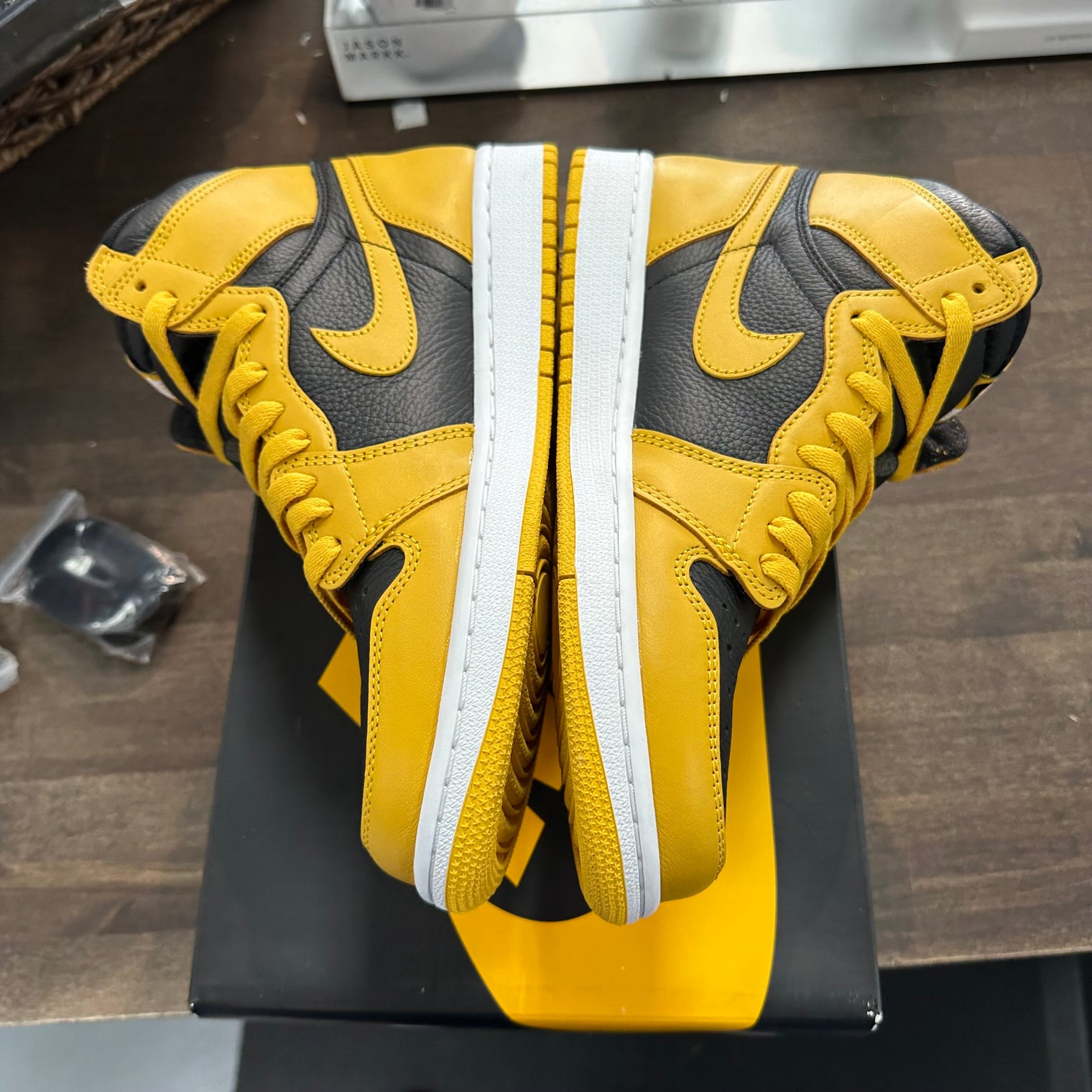 Pollen Jordan 1 High (USED)