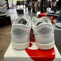 Neutral Grey Jordan 1 Low 85 (USED)