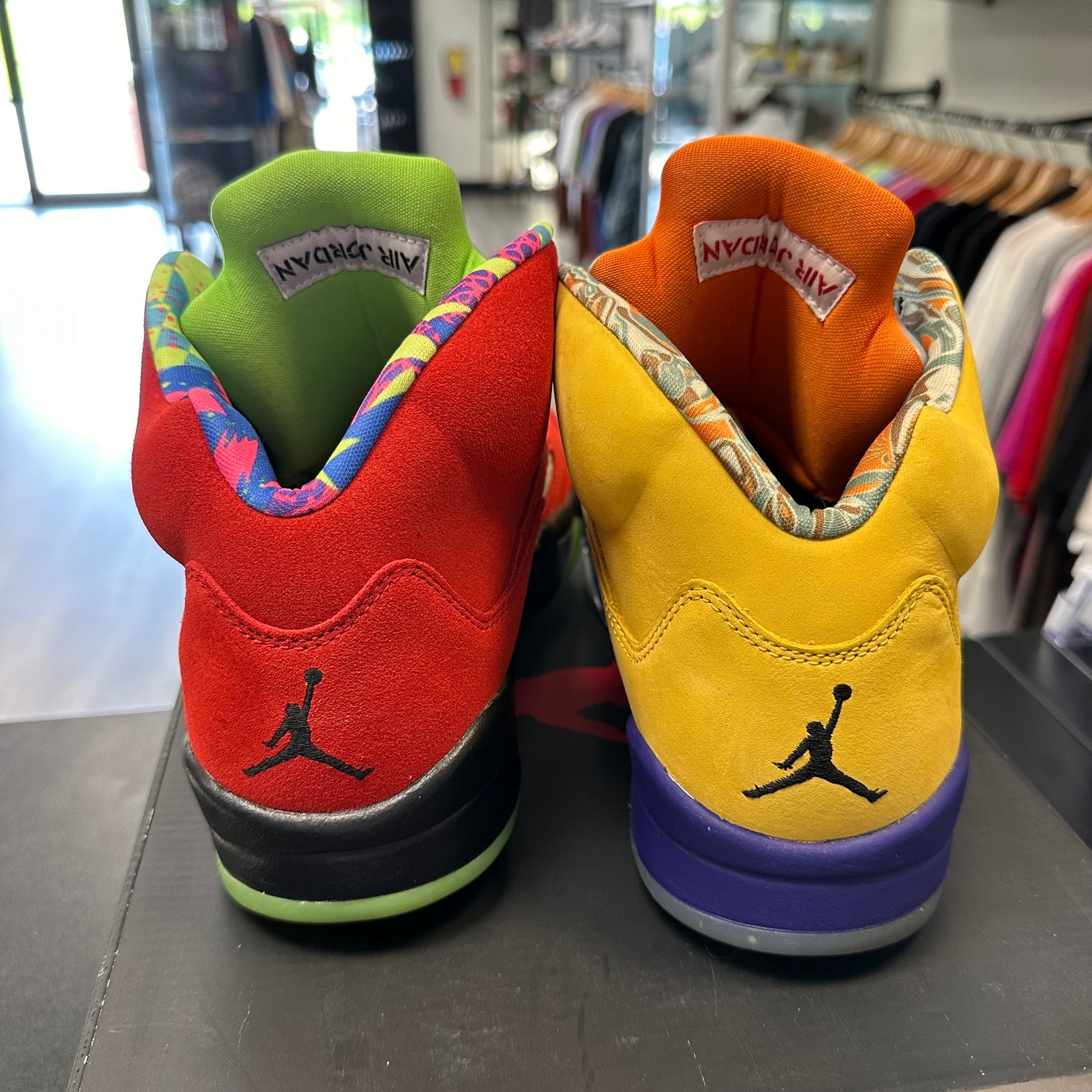 What The Jordan 5 Retro (USED)