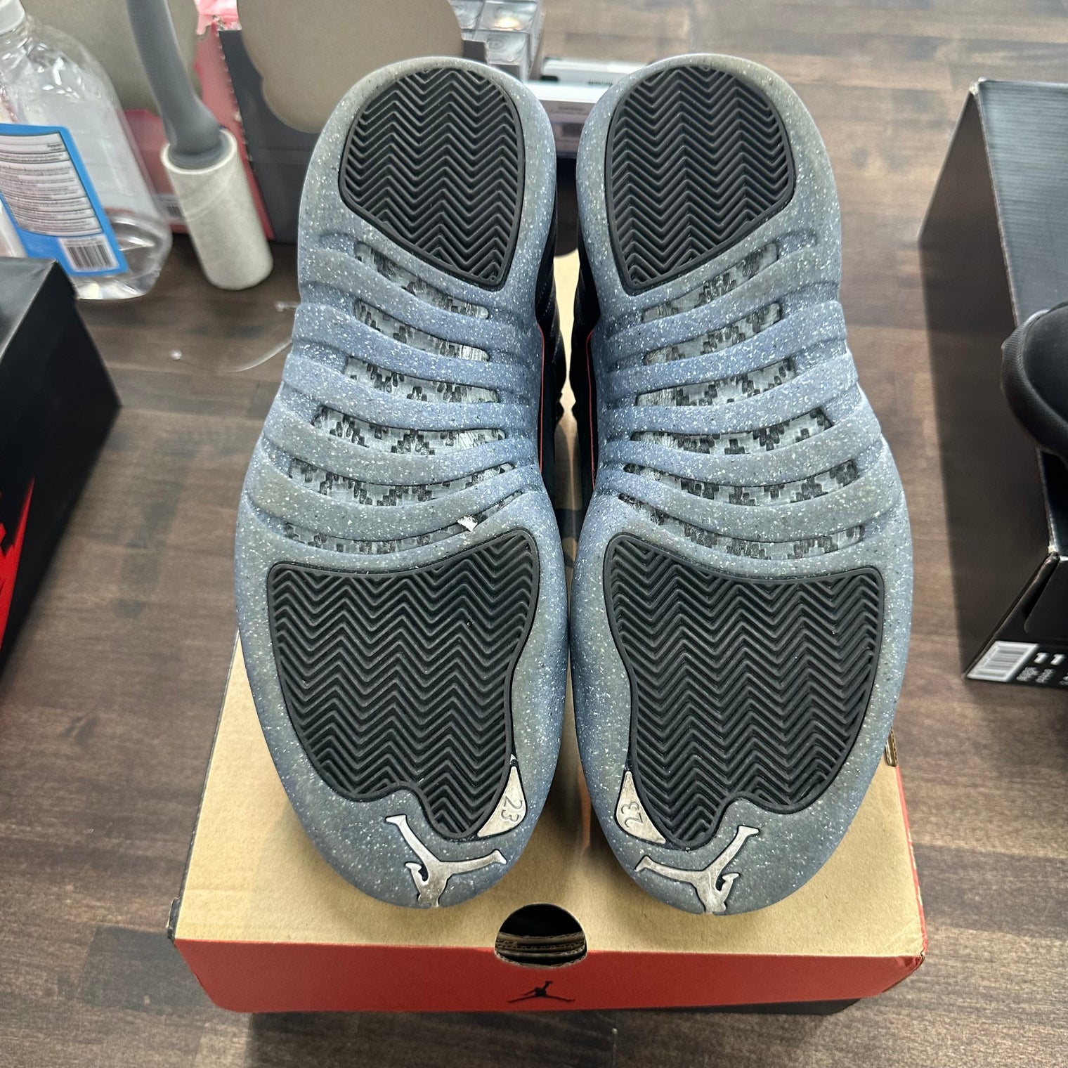 Utility Grid Jordan 12 (USED)