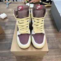 Valentines Day Dunk High 1985 (W) (USED, No Box)