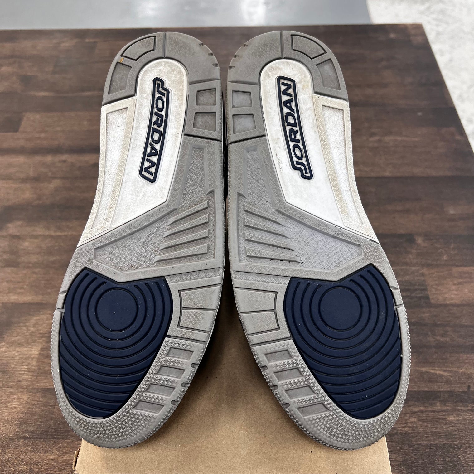 Georgetown Jordan 3 (USED, No Box)