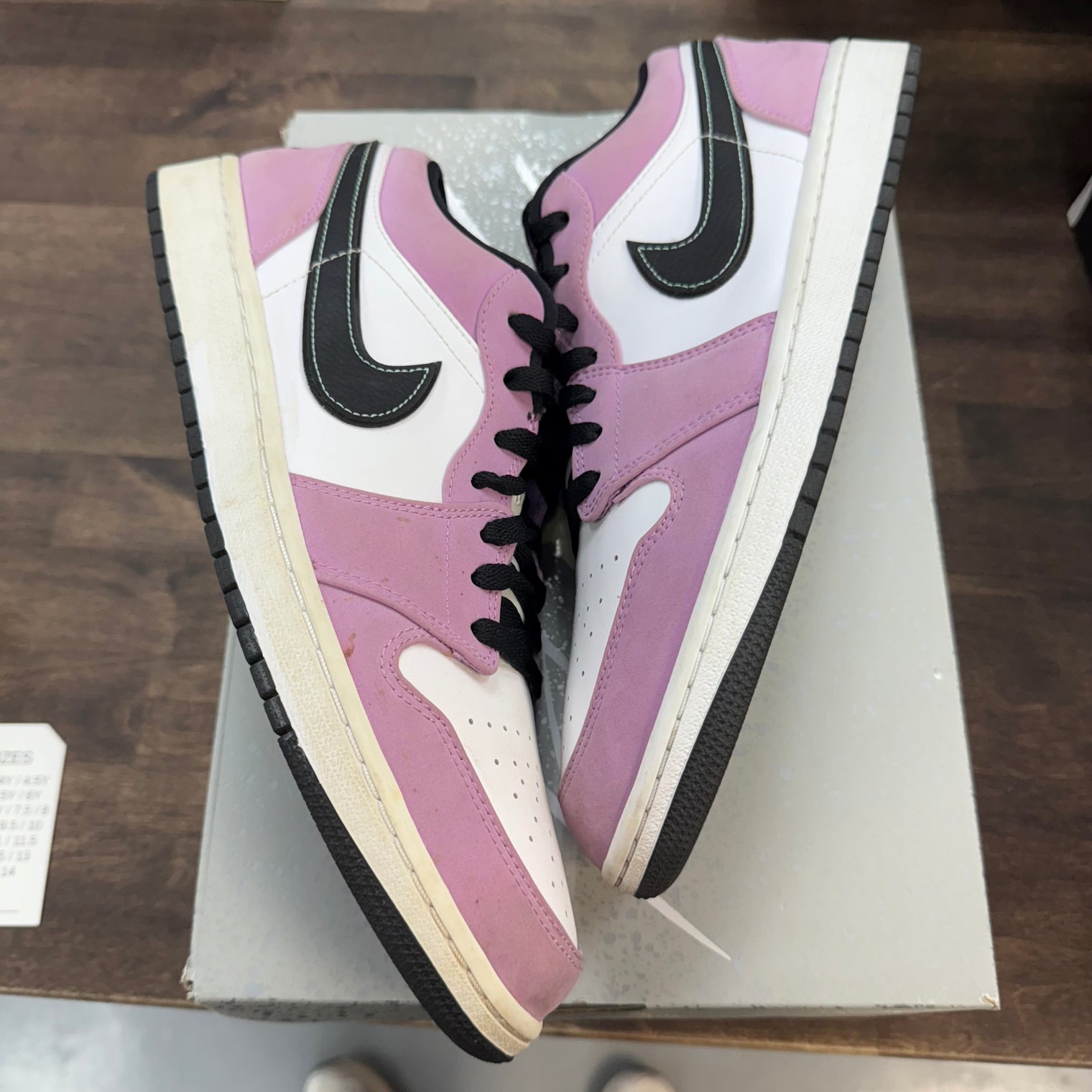 Violet Shock White Black Jordan 1 Low SE (USED, Replacement Box)