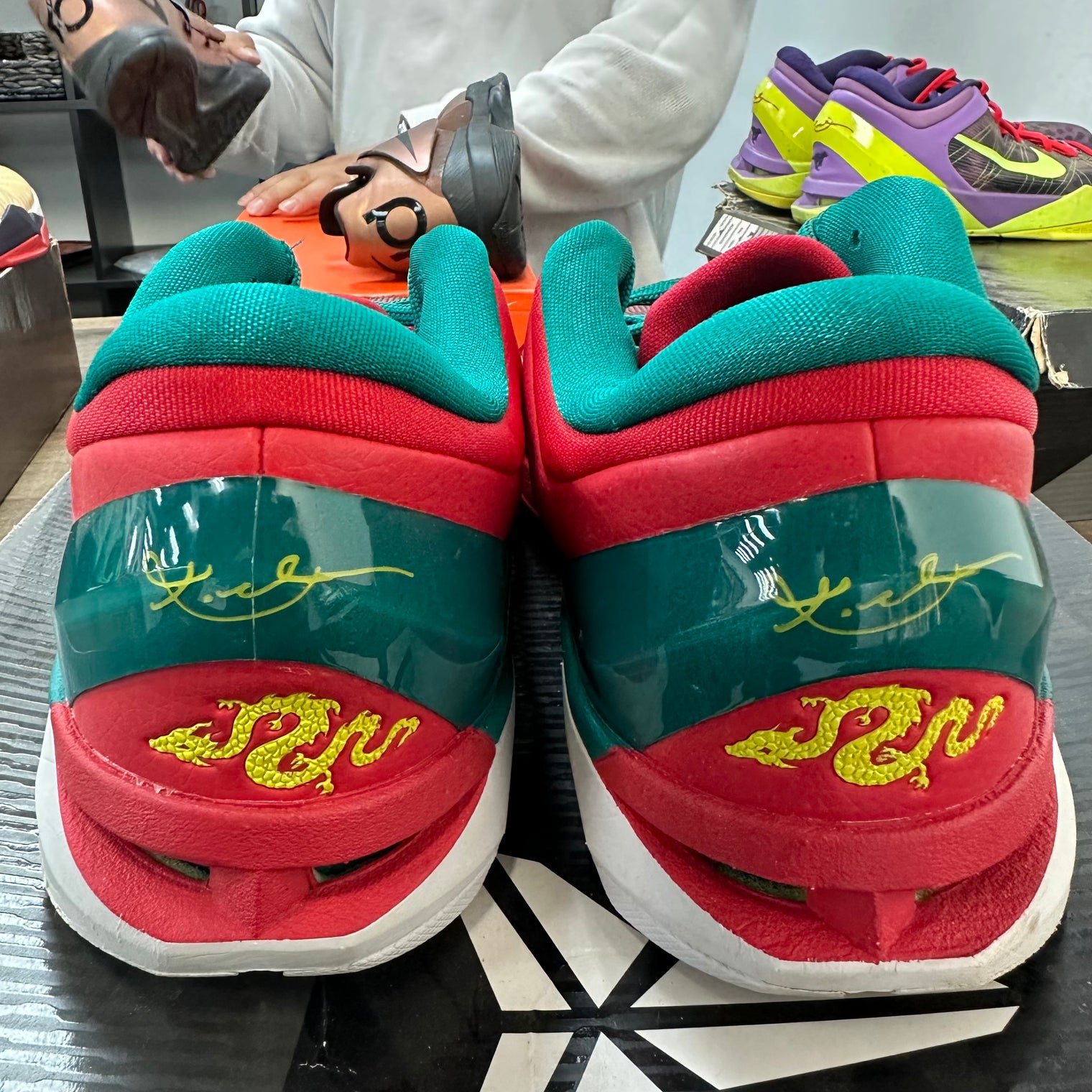 Year of the Dragon Kobe 7 Supreme 2012 (USED, Replacement Box)