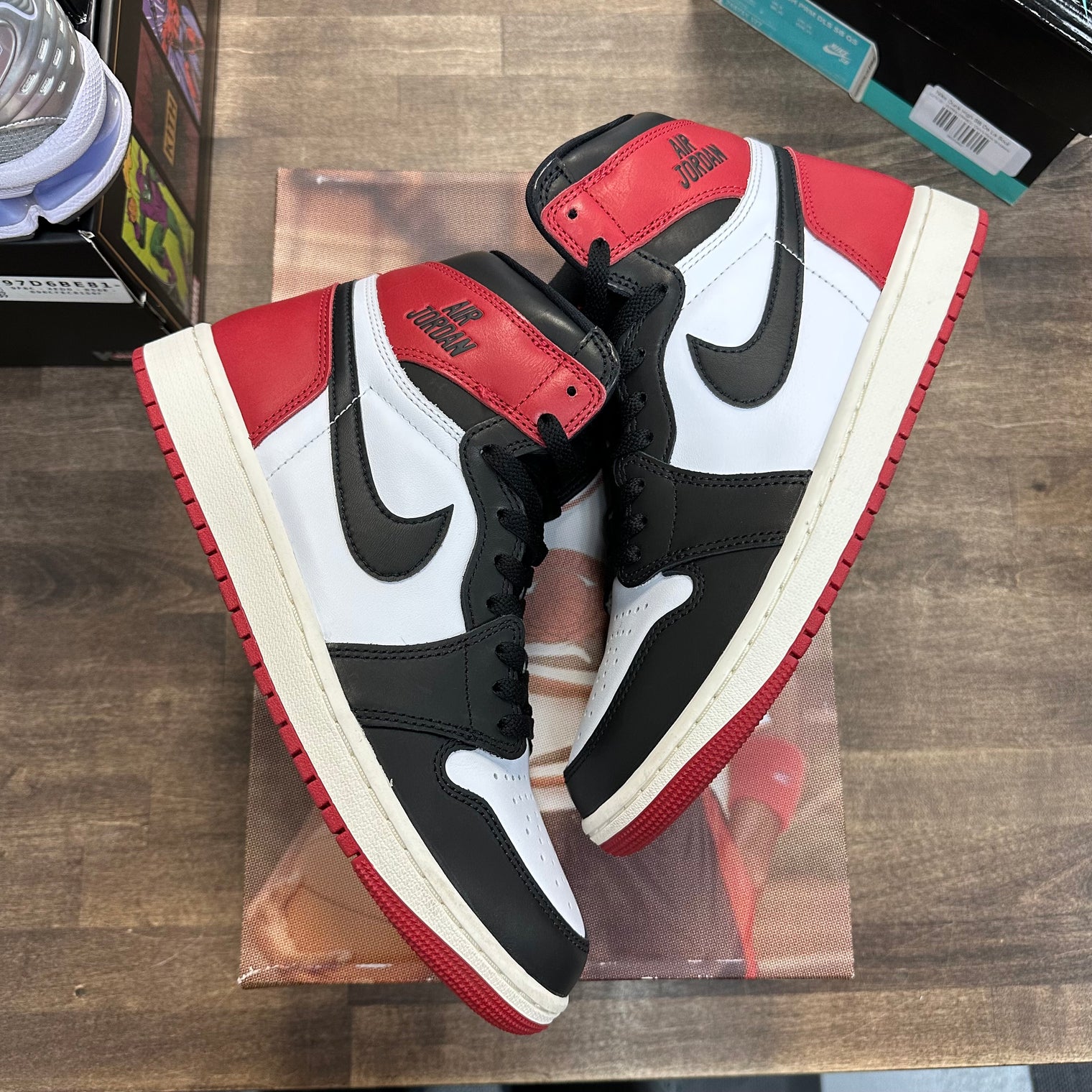 Black Toe Reimagined Jordan 1 High (Lightly Worn)