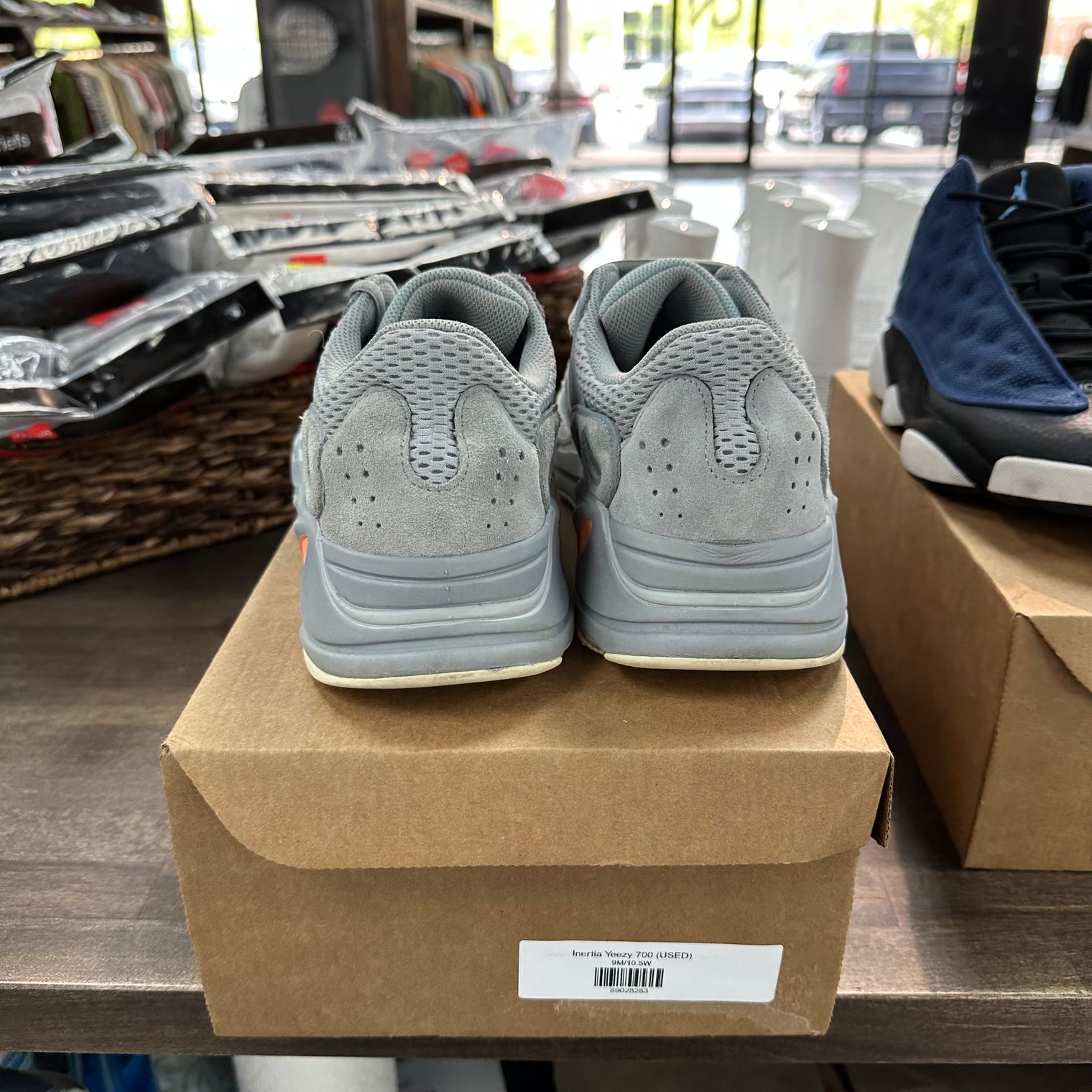 Inertia Yeezy 700 (USED,No Box)