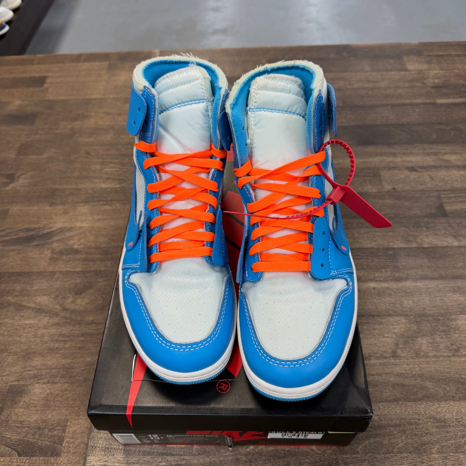 Off-White University Blue Jordan 1 High (USED)
