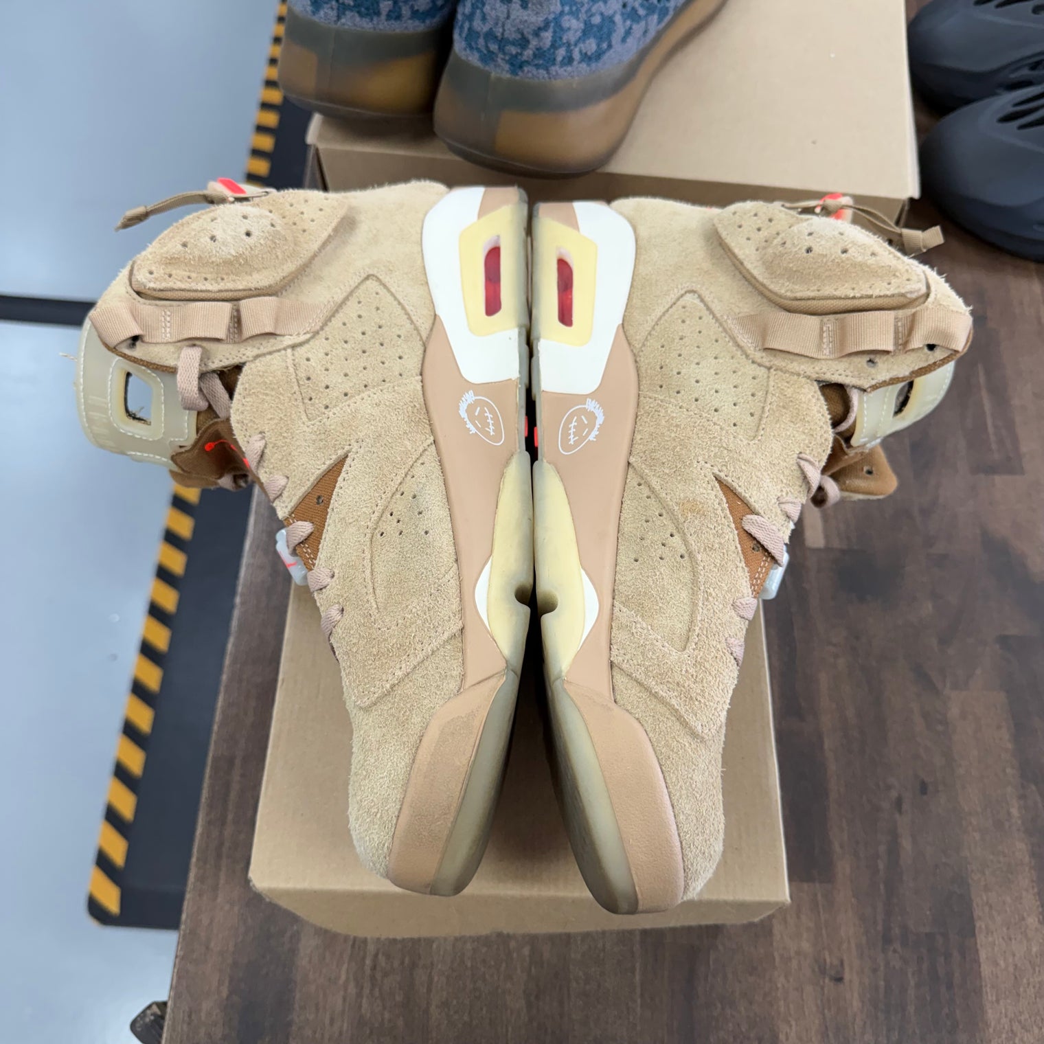 Travis Scott British Khaki Jordan 6 Retro (USED, No Box)