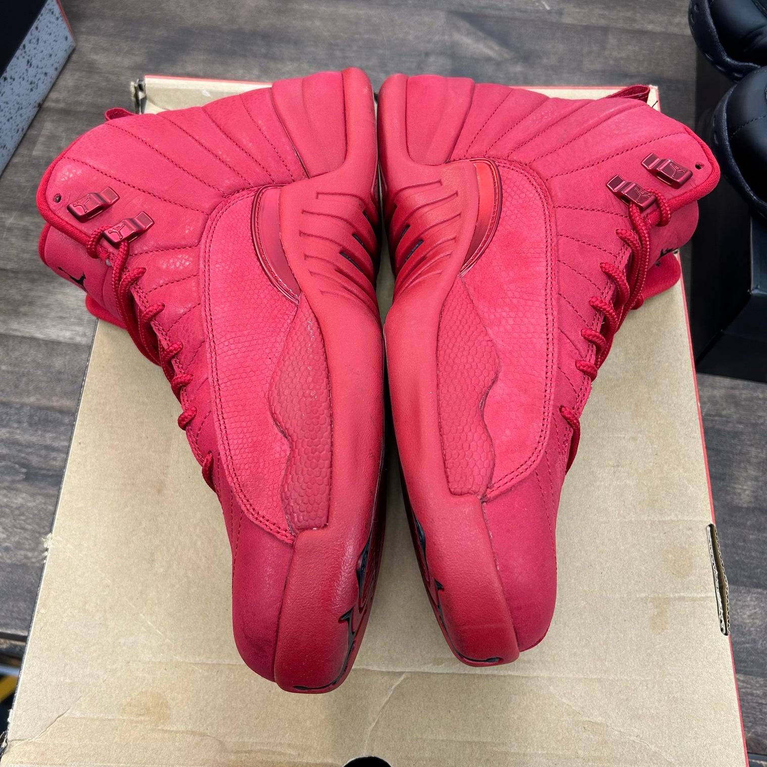 Gym Red Suede Jordan 12 (USED)