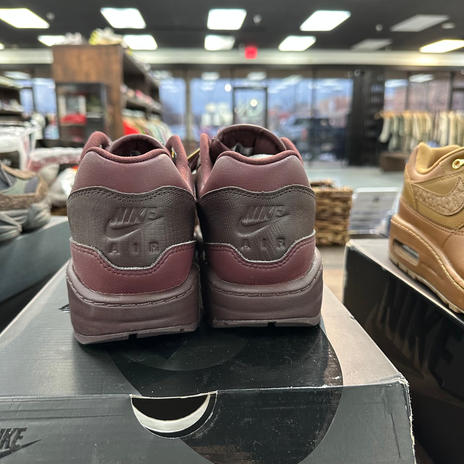 Nike Air Max 1 Burgundy Crush (US 10.5W) (USED)