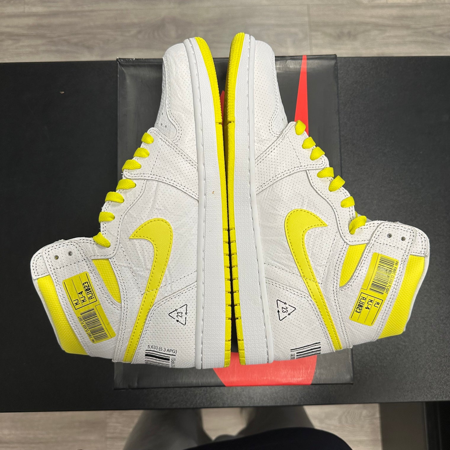 Jordan 1 Retro High First Class Flight (USED)