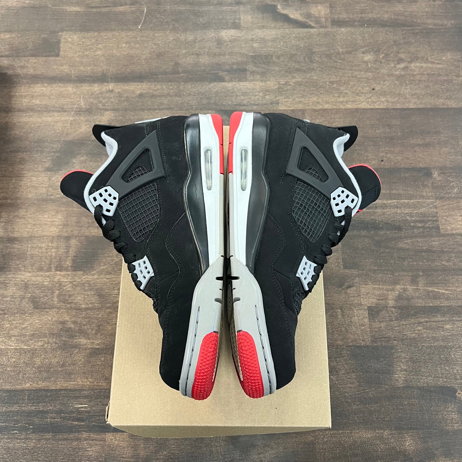 Bred Jordan 4 (2019) (Used,No Box)