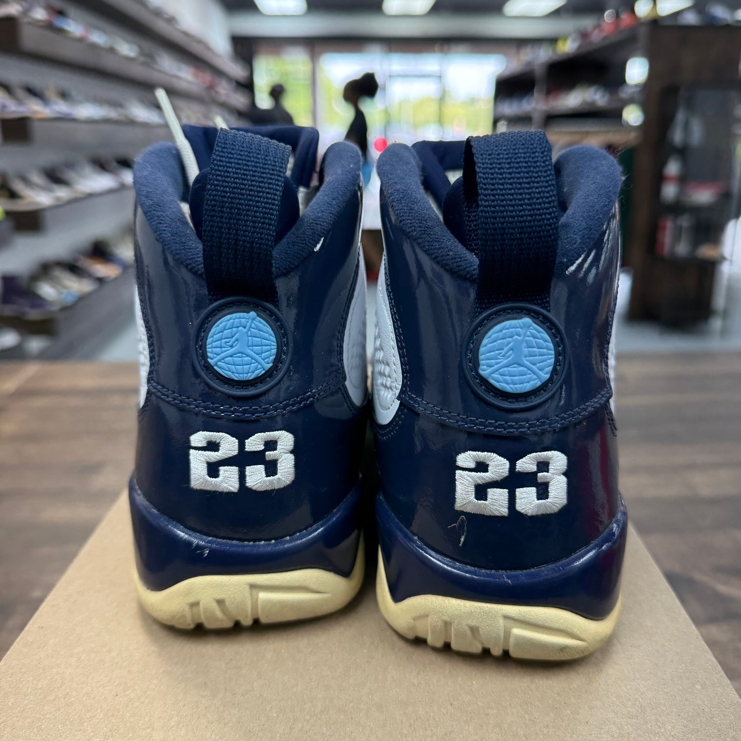 Pearl UNC Jordan 9 (USED,No Box)