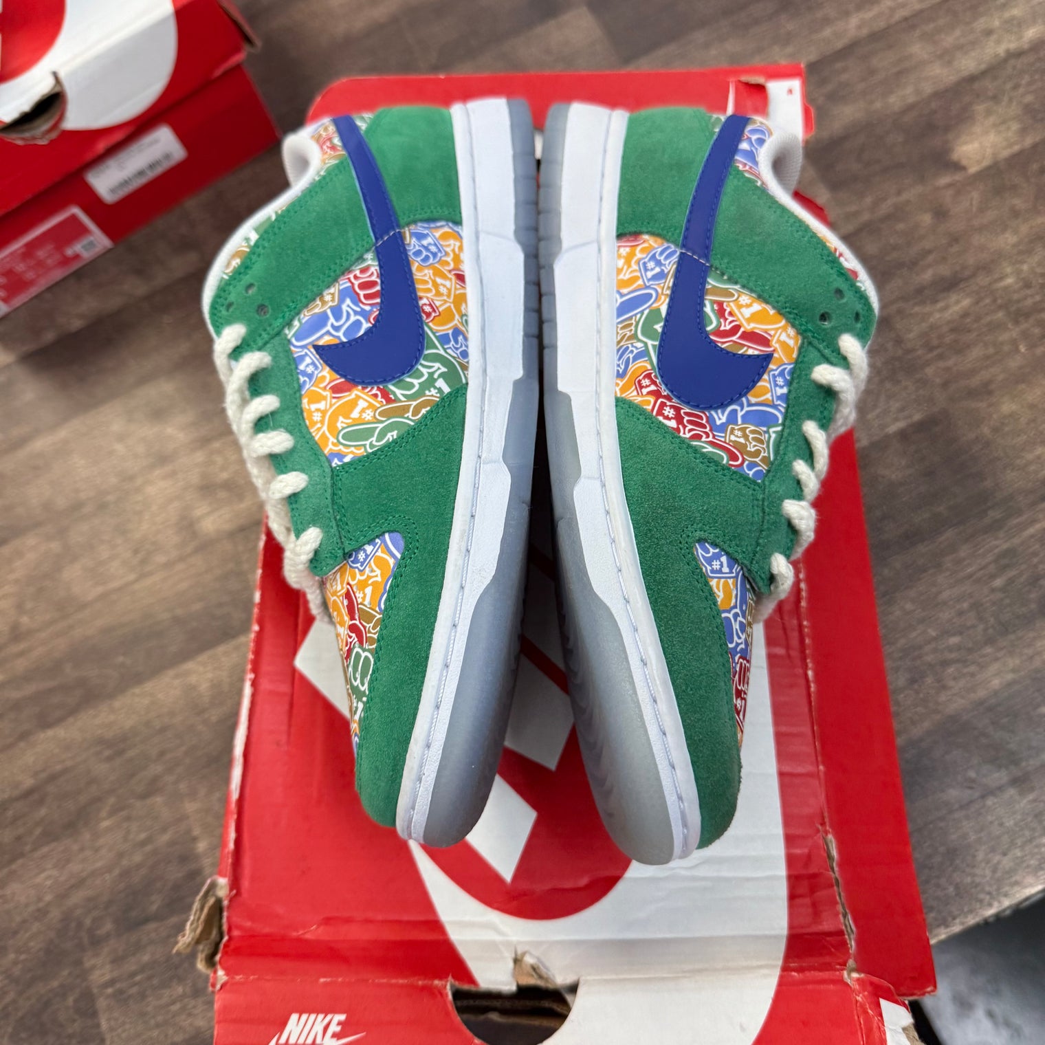 Foam Fingers Dunk Low (USED)