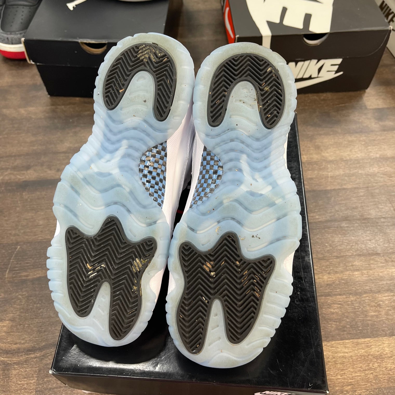 Legend Blue Jordan 11 (2024) (GS) (USED)
