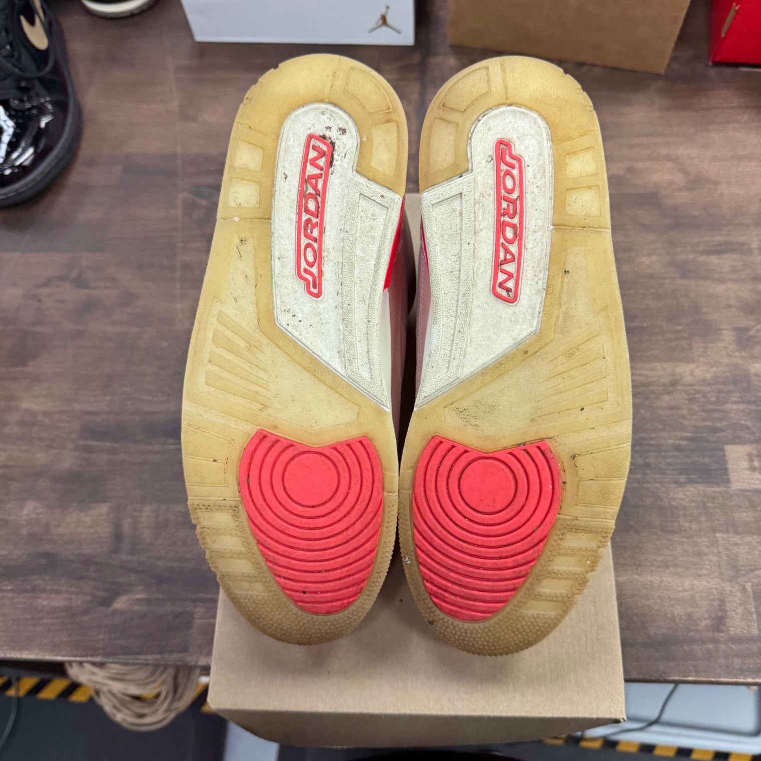 Rust Pink Jordan 3 Retro (Women’s) (USED, No Box)