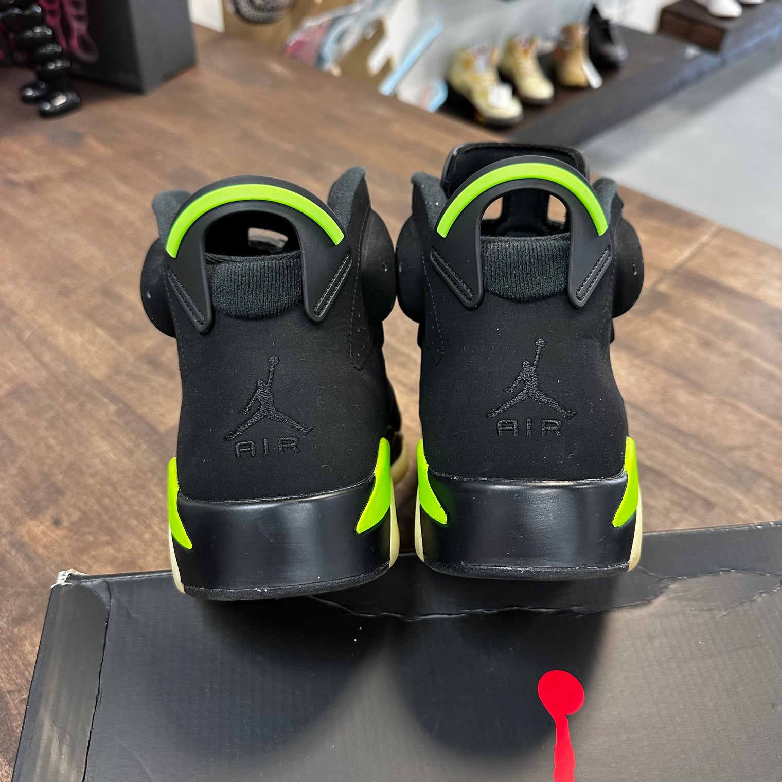 Electric Green Jordan 6 (USED)