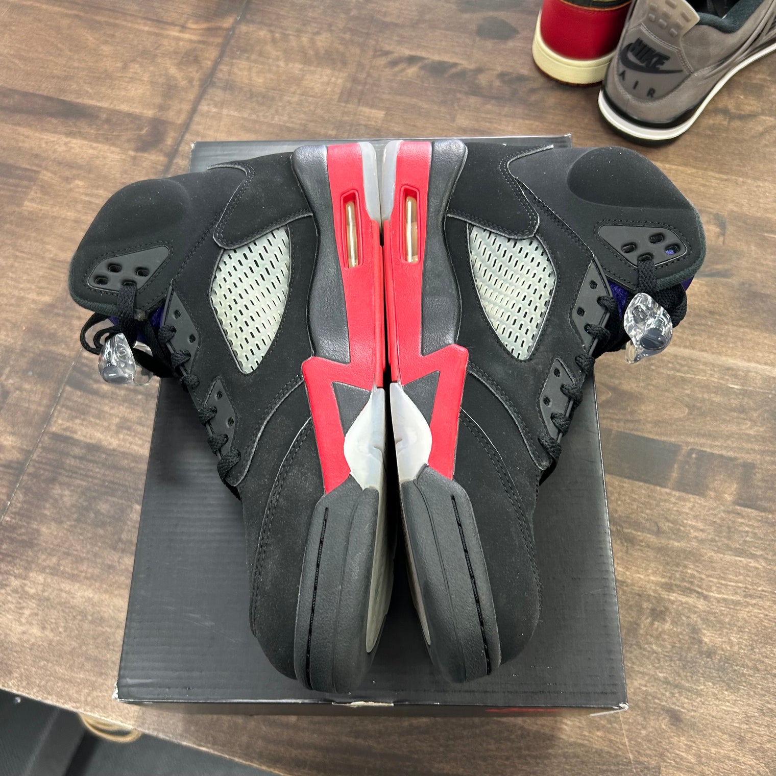 Top 3 Jordan 5 Retro (USED)