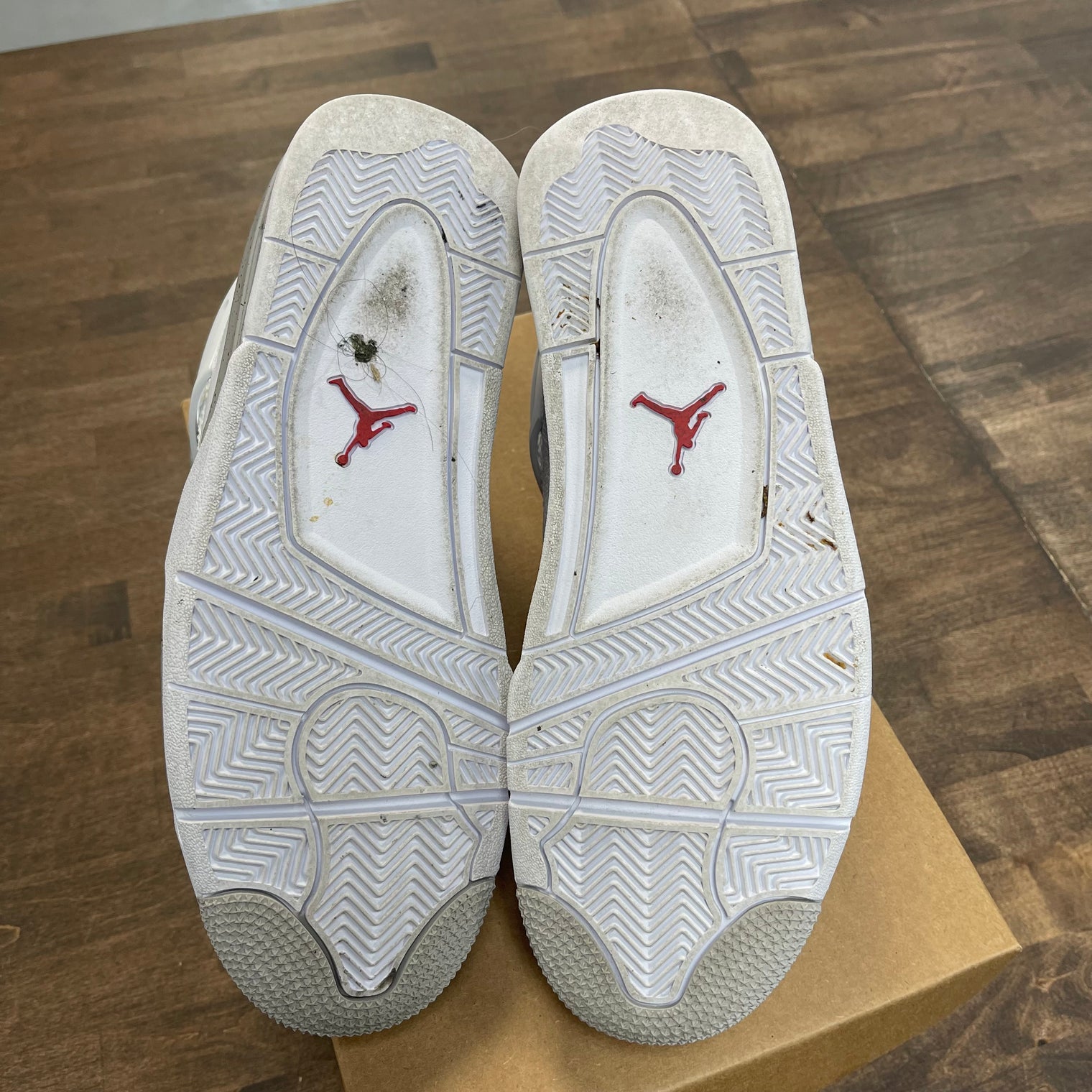 White Oreo Jordan 4 (USED, No Box)