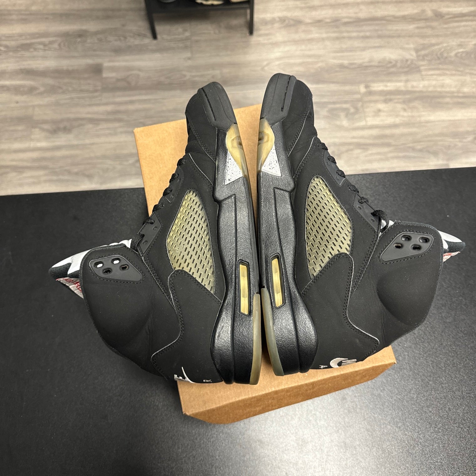 Black Metallic Jordan 5 (USED, No Box)