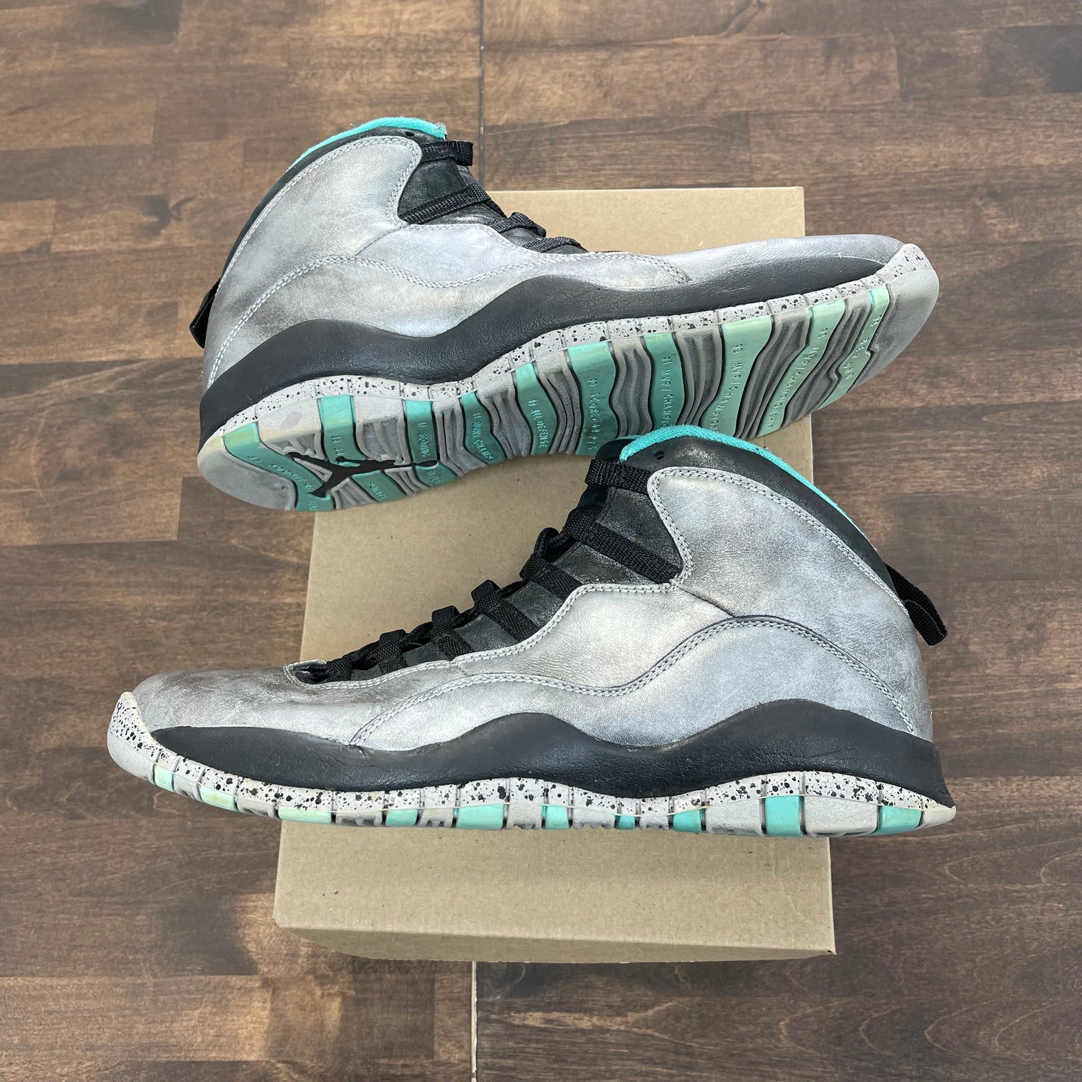 Nike Jordan 10 Statue of Liberty (USED NO BOX)