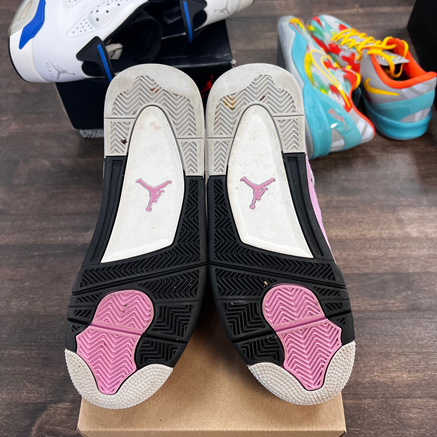 Orchid Jordan 4 (W) (USED, No Box)