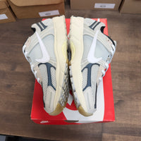 Supersonic Light Bone Black Nike Zoom Vomero 5 (USED, Replacement Box)